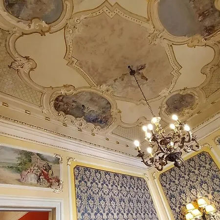Palazzo Arcidiacono - Prestigious Flat Bed and Breakfast