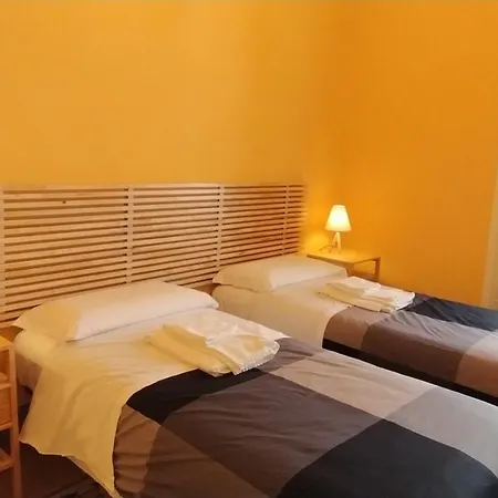 Palazzo Arcidiacono - Prestigious Flat Bed and Breakfast *