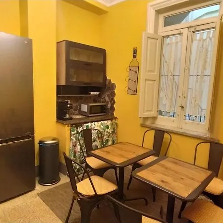 Palazzo Arcidiacono - Prestigious Flat Bed and Breakfast