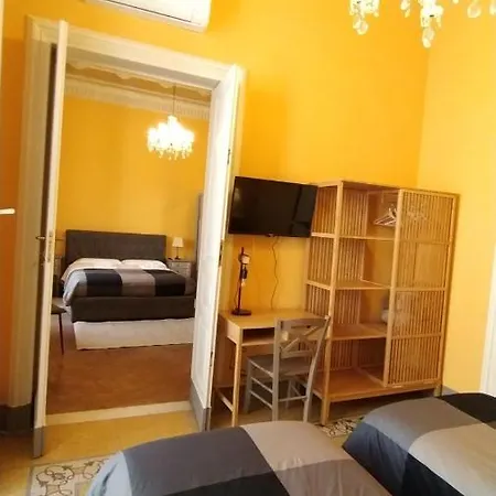 Palazzo Arcidiacono - Prestigious Flat Bed and Breakfast